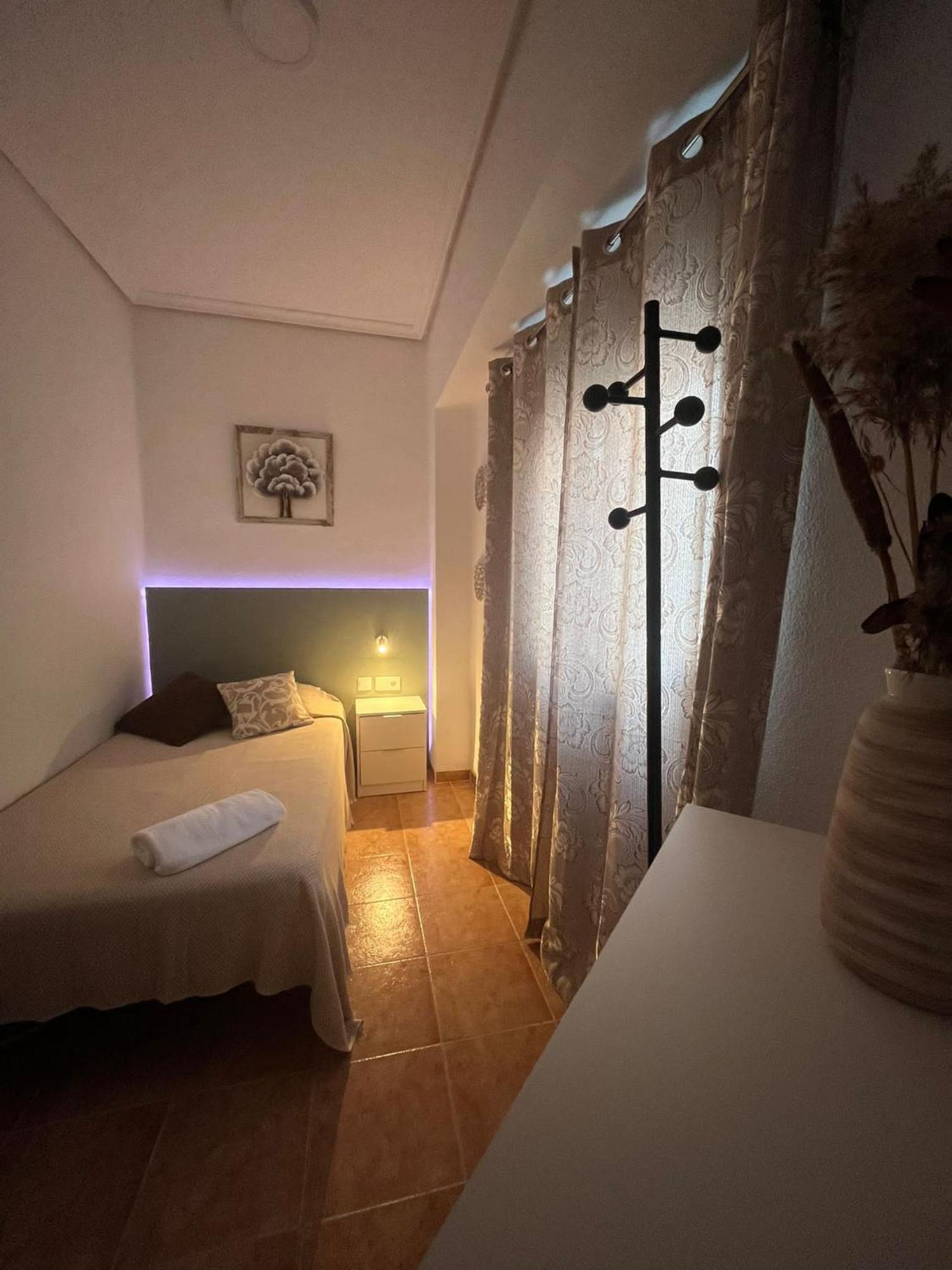 Apartamento apto centro Castellón con acensor, comercio cerca Castellón de la Plana Exterior foto